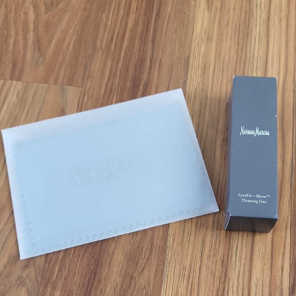 Neiman Marcus Jewerly Cleaning Duo